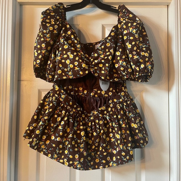 NWT Autumn Adiegbo Bridgette Floral Cut-Out Peplum Blouse - Picture 4 of 8